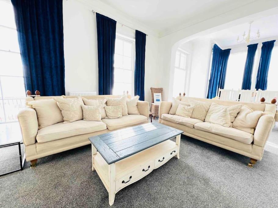Flat 4 Marine Parade House, 1 East Cliff- Next To Dover Port, White Cliffs, Beach, Castle 외부 사진
